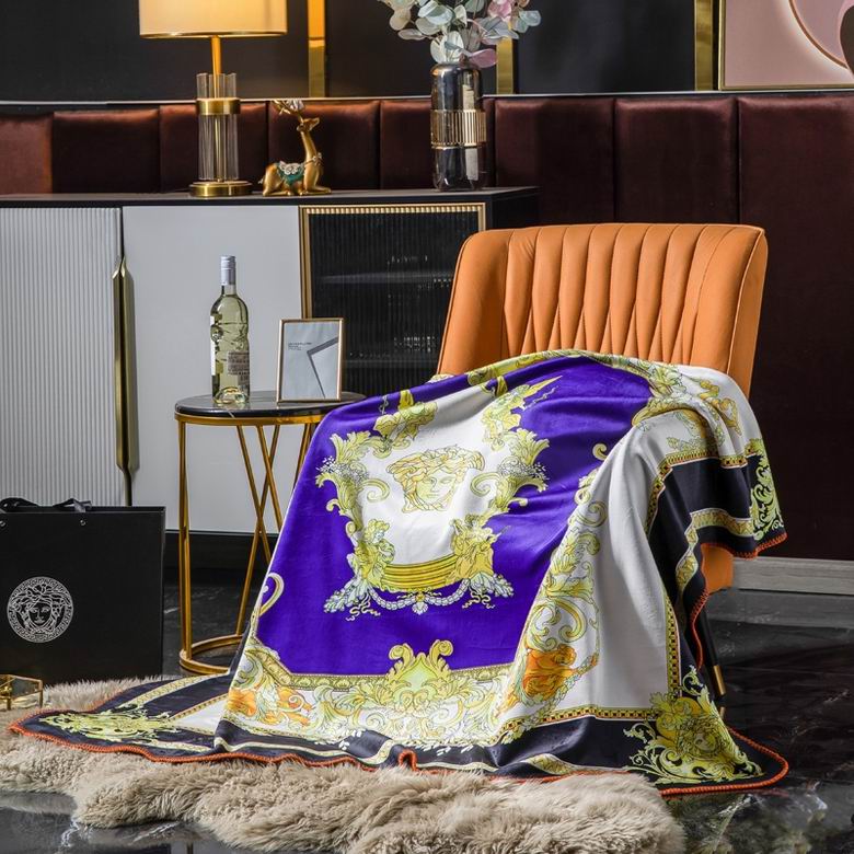 Versace 1.5x1.5m 1.5x2.0m 2.0x2.3m 03